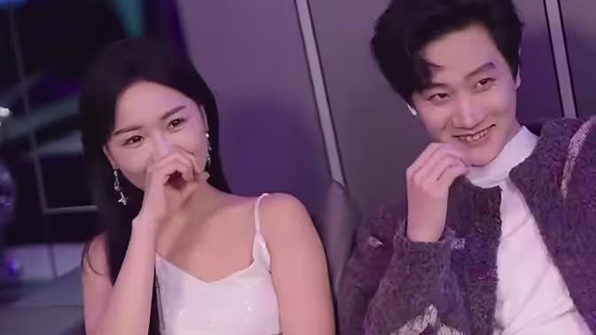 摊牌了，我不装了第1-20集