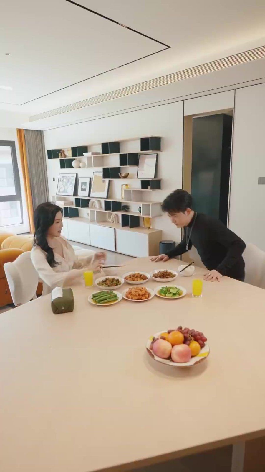 住进阿姨家后，我觉醒了时间暂停第1-20集